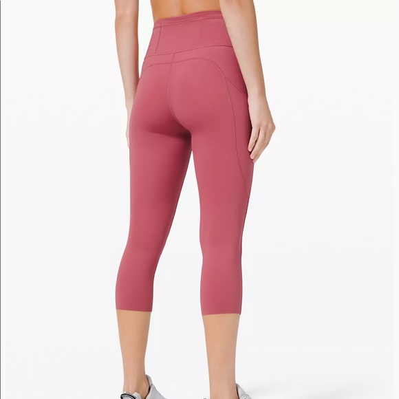 Lululemon Fast and Free Crop II Running Pant - Picture 4 of 7